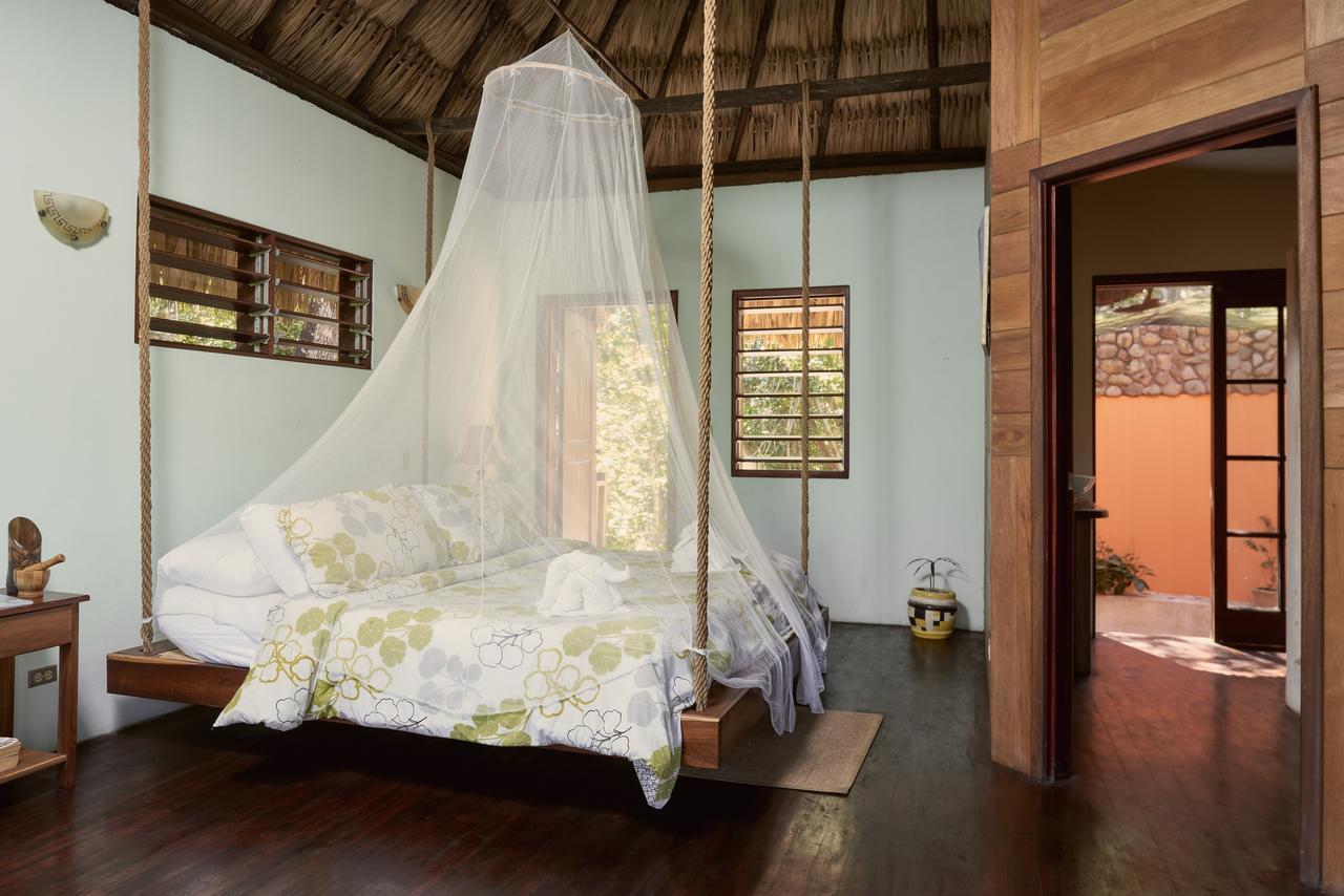 Amber Sunset Jungle Resort Сан-Игнасио Экстерьер фото