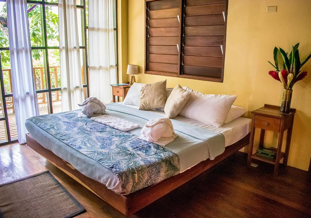 Amber Sunset Jungle Resort Сан-Игнасио Экстерьер фото